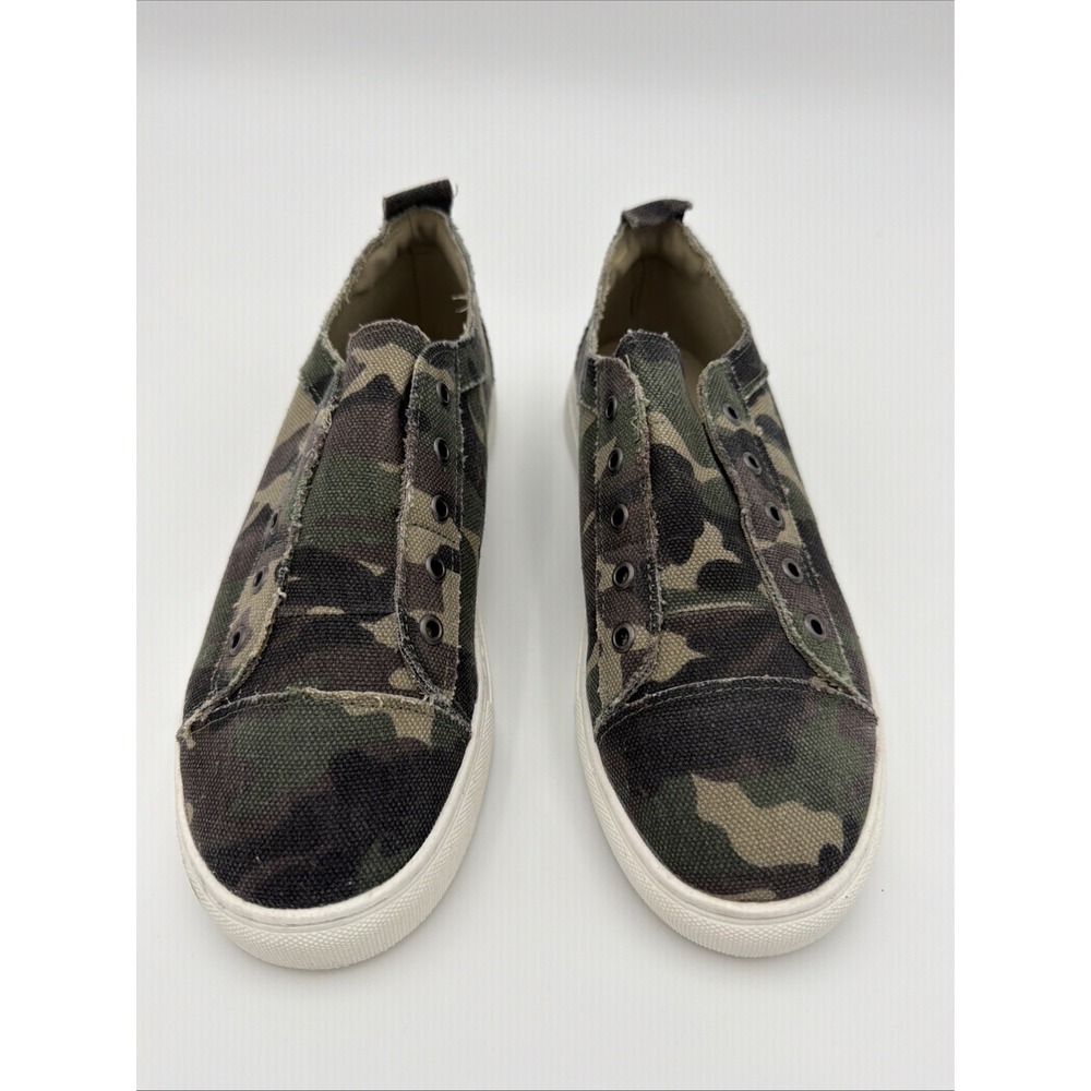 RSVP Women's Camo Slip-On Sneakers Multicolor US Size 8 NWB